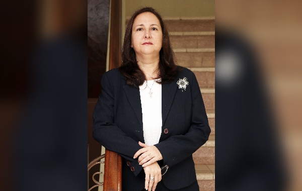 Entrevista com Aránzazu Berbey-Álvarez, bolsista da FUNIBER e autora do novo livro “Fundamentos de engenharia ferroviária: a via”